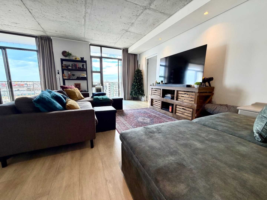 To Let 2 Bedroom Property for Rent in Woodstock Western Cape